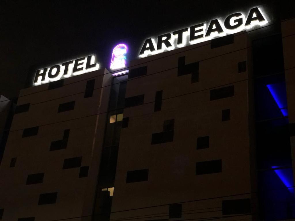 Hotel Plaza Arteaga モンテレー エクステリア 写真