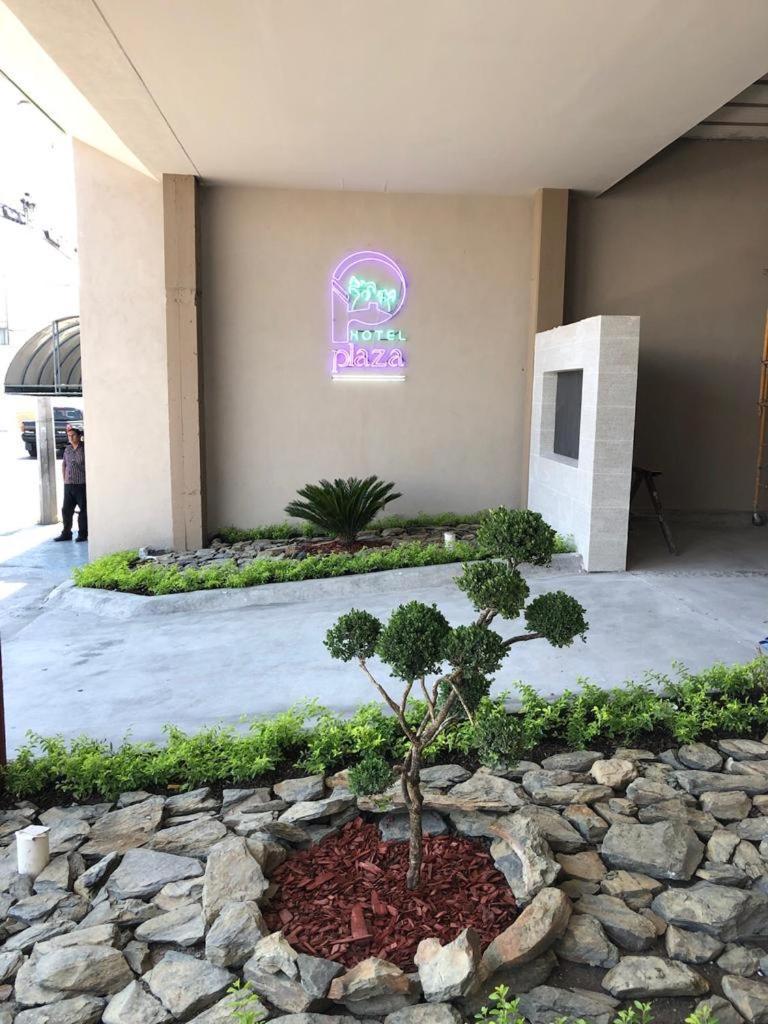 Hotel Plaza Arteaga モンテレー エクステリア 写真